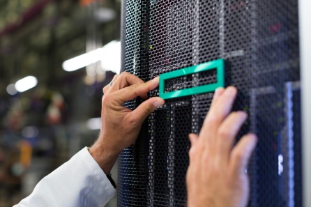 HPE HEWLETT PACKARD ENTERPRISE HPE DL3XX GEN11 PERF 1U HEAT SINK KIT - SERVER ACCESSORI | TecnoCARE.net Sabaudia, Latina, Terracina, San Felice Circeo e Pontinia