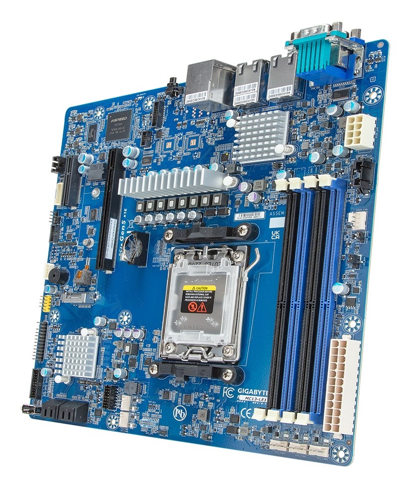 GIGABYTE GIGABYTE MC13-LE1 scheda madre AMD B650 Socket AM5 micro ATX - COMPONENTI | TecnoCARE.net Sabaudia, Latina, Terracina, San Felice Circeo e Pontinia