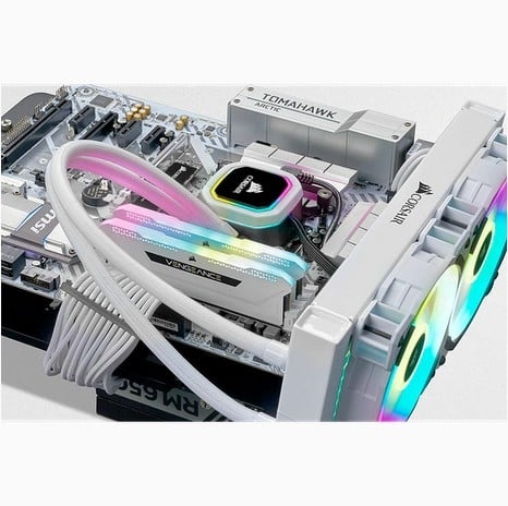 CORSAIR Corsair Vengeance RGB Pro CMH64GX4M4E3200C16W modulo di memoria 64 GB 4 x 16 GB DDR4 - COMPONENTI | TecnoCARE.net Sabaudia, Latina, Terracina, San Felice Circeo e Pontinia