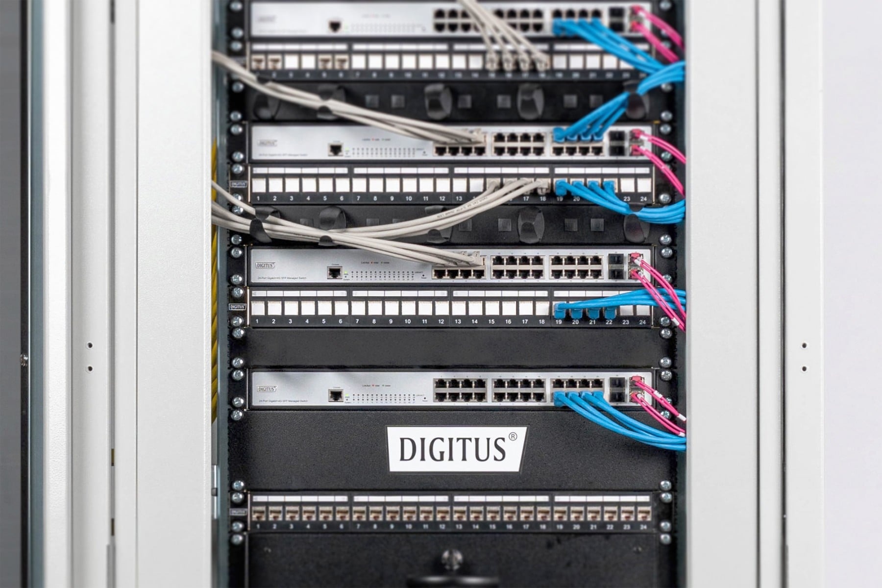 DIGITUS Digitus Coperchio per armadi da 483 mm (19") - COMPONENTI | TecnoCARE.net Sabaudia, Latina, Terracina, San Felice Circeo e Pontinia
