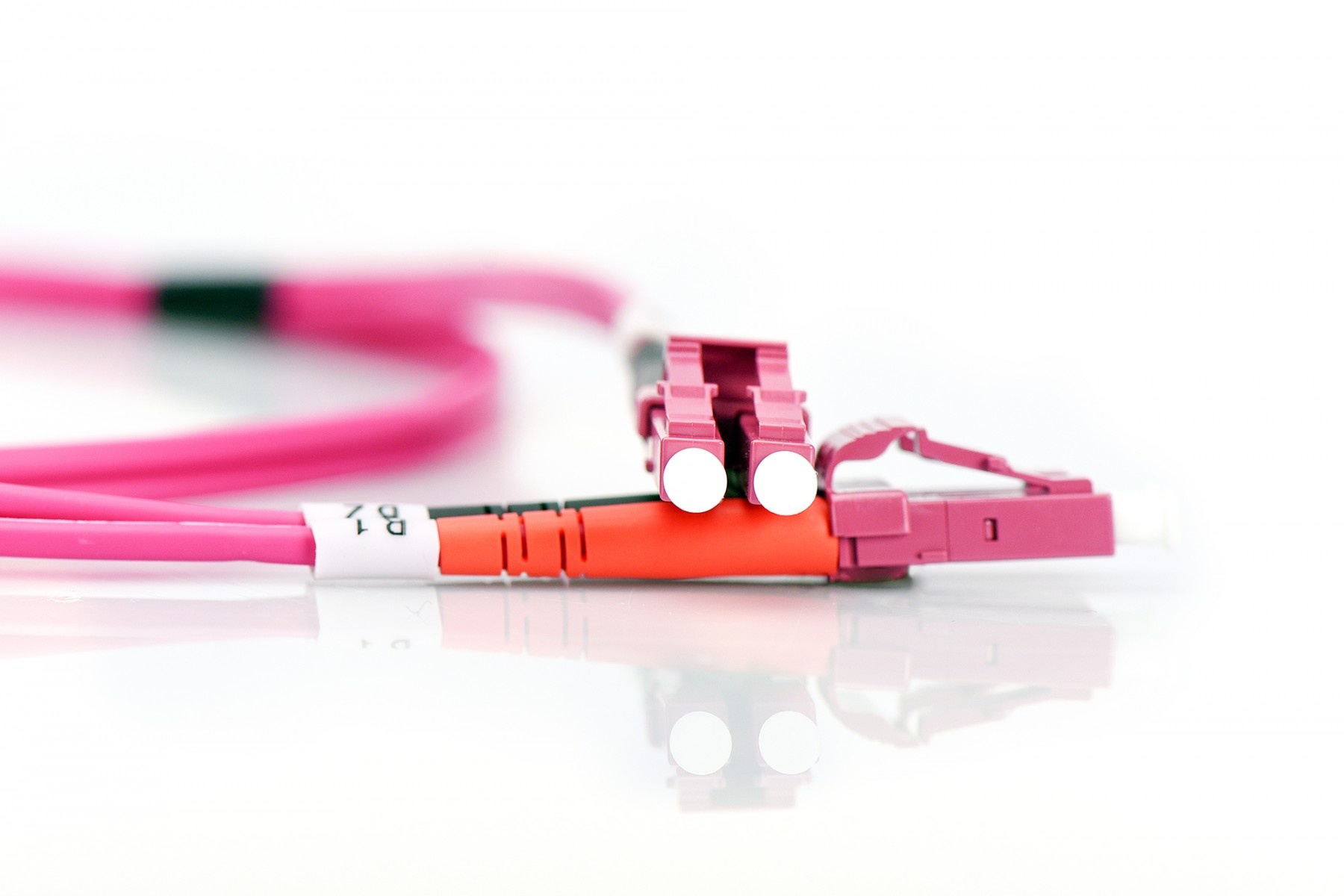 DIGITUS Digitus DK-2533-05-4 cavo InfiniBand e in fibra ottica 5 m I-VH Viola - CAVI PER COMPUTER E PERIFERICHE | TecnoCARE.net Sabaudia, Latina, Terracina, San Felice Circeo e Pontinia