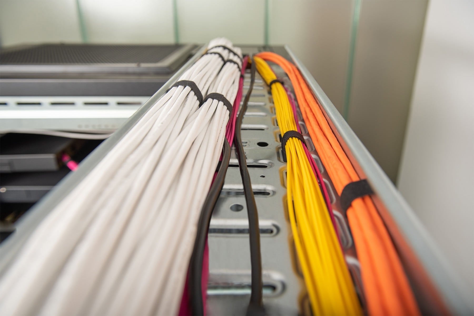 DIGITUS Digitus DK-1511-V-305-1 cavo di rete Grigio Cat5e U/UTP (UTP) - CAVI PER COMPUTER E PERIFERICHE | TecnoCARE.net Sabaudia, Latina, Terracina, San Felice Circeo e Pontinia