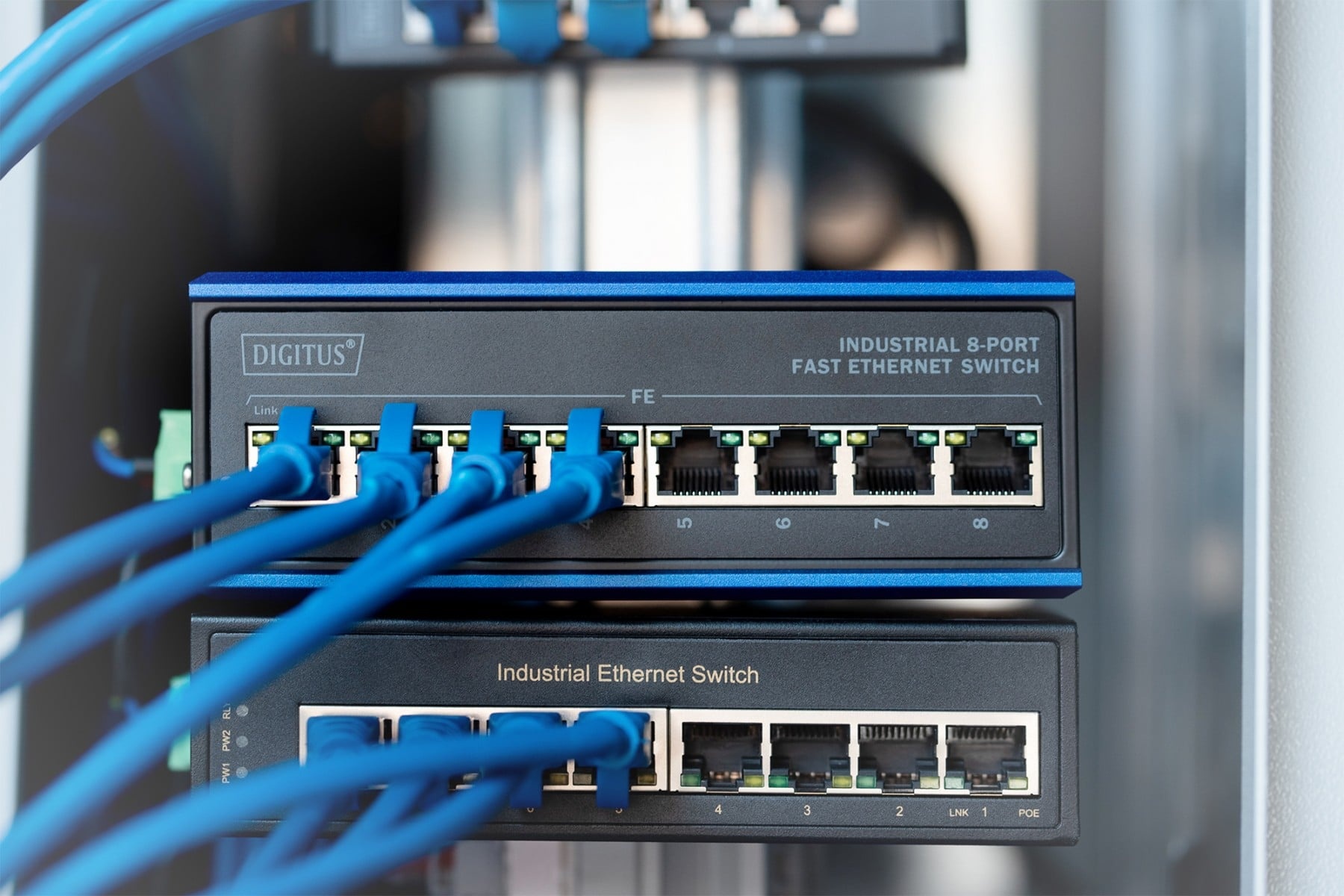 DIGITUS Digitus DN-650106 switch di rete L2 Fast Ethernet (10/100) Nero, Blu - RETI | TecnoCARE.net Sabaudia, Latina, Terracina, San Felice Circeo e Pontinia