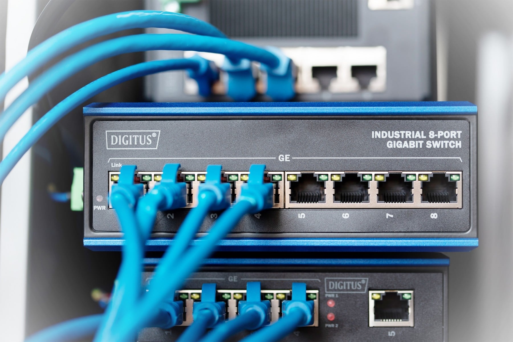 DIGITUS Digitus DN-651119 switch di rete L2 Gigabit Ethernet (10/100/1000) Nero, Blu - RETI | TecnoCARE.net Sabaudia, Latina, Terracina, San Felice Circeo e Pontinia