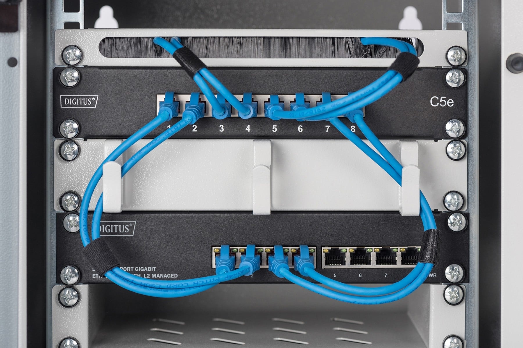 DIGITUS Digitus DN-80117 switch di rete L2+ Gigabit Ethernet (10/100/1000) Nero - RETI | TecnoCARE.net Sabaudia, Latina, Terracina, San Felice Circeo e Pontinia