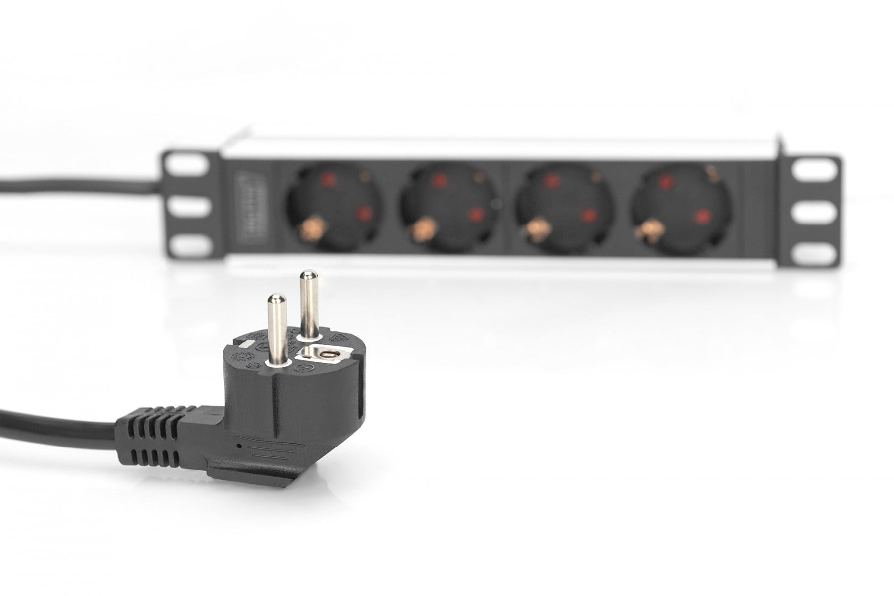 DIGITUS Digitus DN-95418 unità di distribuzione dell'energia (PDU) 4 presa(e) AC 0U/1U Nero - BATTERIE E ALIMENTATORI | TecnoCARE.net Sabaudia, Latina, Terracina, San Felice Circeo e Pontinia