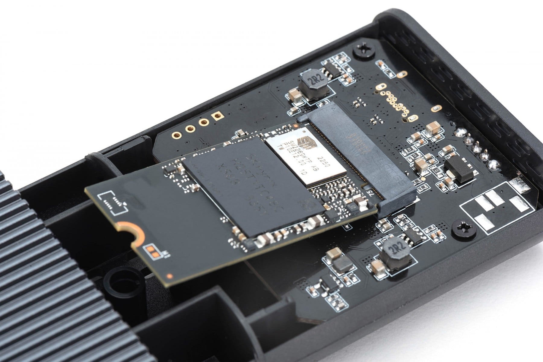 DIGITUS Involucro USB 4.0 Tipo C per SSD M.2 NVMe 40 Gbps, in alluminio, senza attrezzi - COMPONENTI | TecnoCARE.net Sabaudia, Latina, Terracina, San Felice Circeo e Pontinia