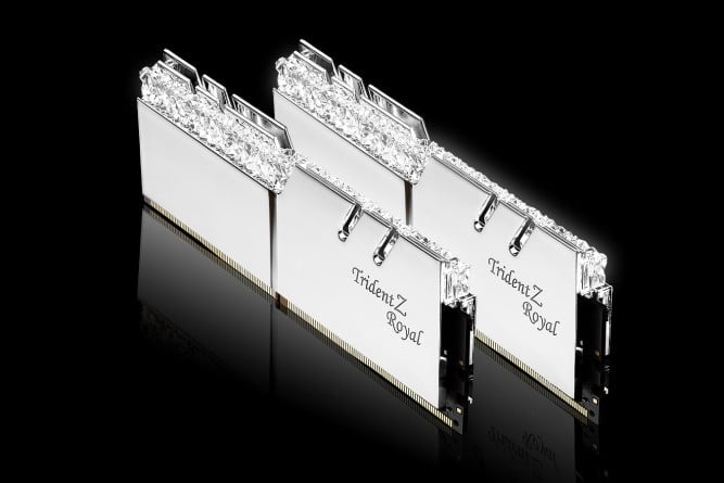 G.SKILL Modulo di memoria G.Skill Trident Z Royal F4-3200C16D-32GTRS 32 GB 2 x 16 GB DDR4 - COMPONENTI | TecnoCARE.net Sabaudia, Latina, Terracina, San Felice Circeo e Pontinia