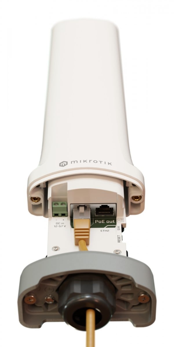 MIKROTIK MikroTik CME Gateway, IoT Gateway, 2x Ethernet Ports, 2.4GHz WiFi, GPS, PoE, RouterOS L4 - RETI | TecnoCARE.net Sabaudia, Latina, Terracina, San Felice Circeo e Pontinia