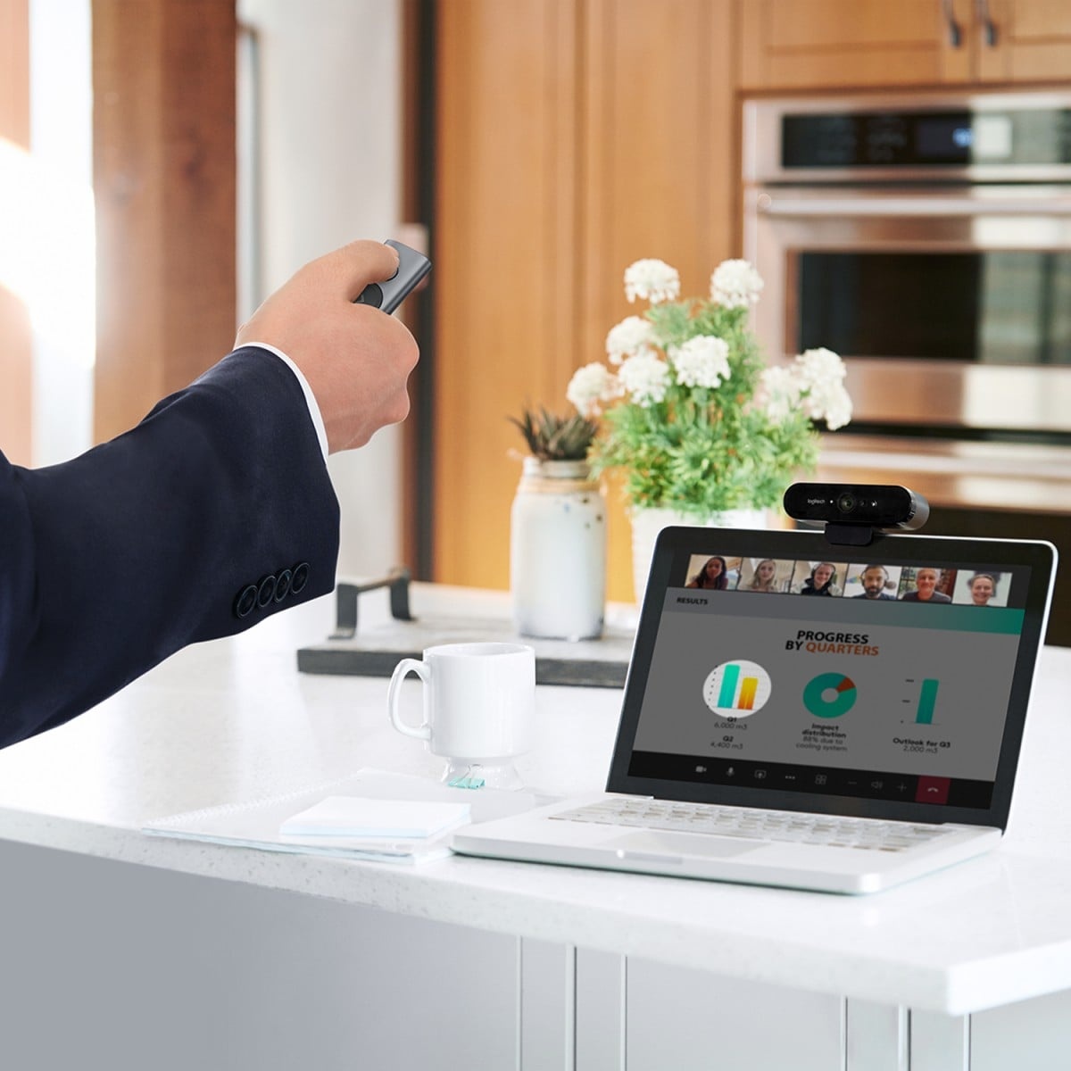 LOGITECH Logitech 910-004861 puntatore wireless Bluetooth/RF Grigio - TASTIERE E CONTROLLER | TecnoCARE.net Sabaudia, Latina, Terracina, San Felice Circeo e Pontinia
