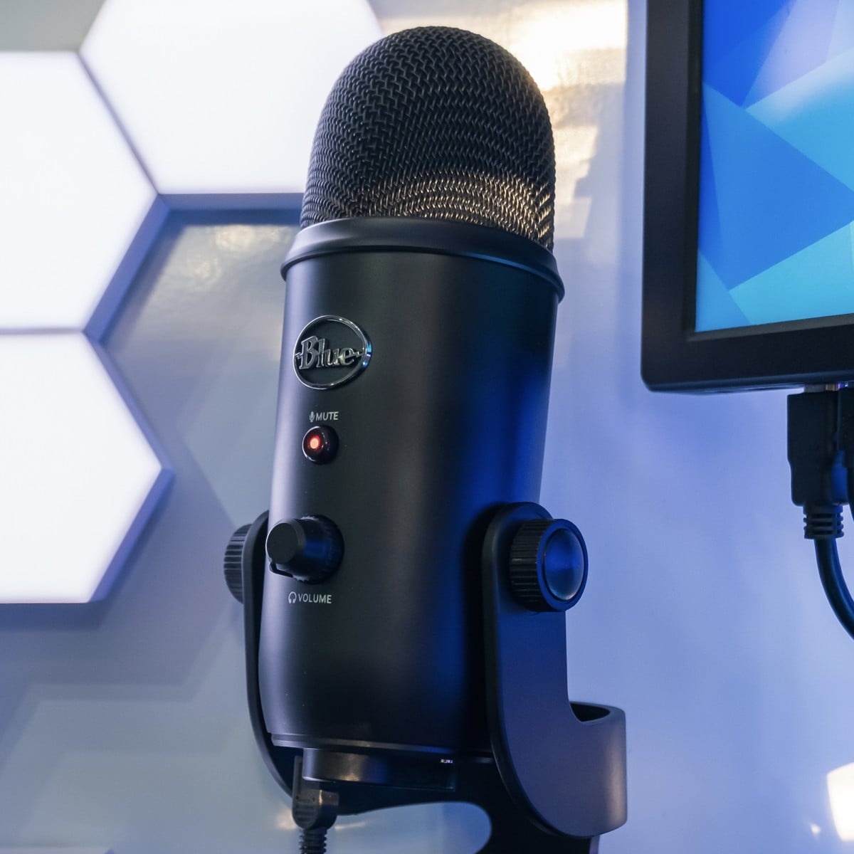 LOGITECH Logitech G Yeti - ACCESSORI ED ELEMENTI PER APPARECCHIATURA AUDIO | TecnoCARE.net Sabaudia, Latina, Terracina, San Felice Circeo e Pontinia