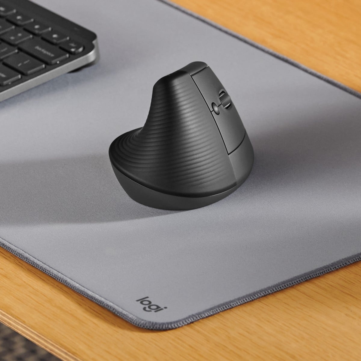 LOGITECH Logitech Lift Vertical Graphite 910-006473 - TASTIERE E CONTROLLER | TecnoCARE.net Sabaudia, Latina, Terracina, San Felice Circeo e Pontinia