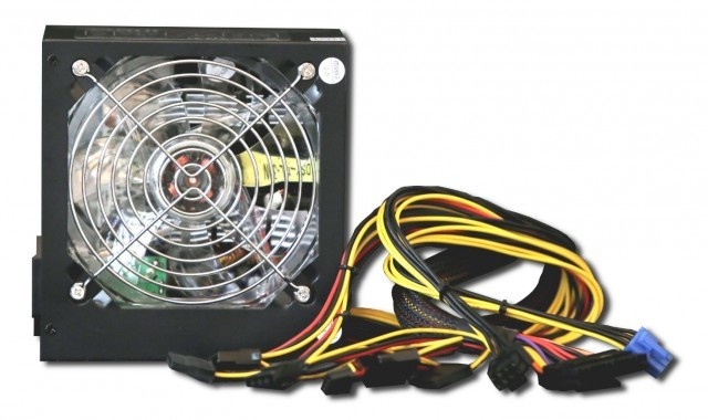 YASHI YASHI MONITOR PIONEER POWER ADAPTER 12V/3 - ALIMENTATORI NOTEBOOK | TecnoCARE.net Sabaudia, Latina, Terracina, San Felice Circeo e Pontinia
